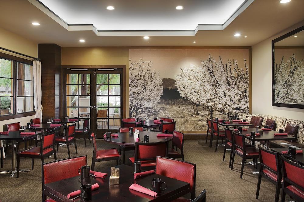 Juniper Hotel Cupertino, Curio Collection By Hilton Exteriér fotografie
