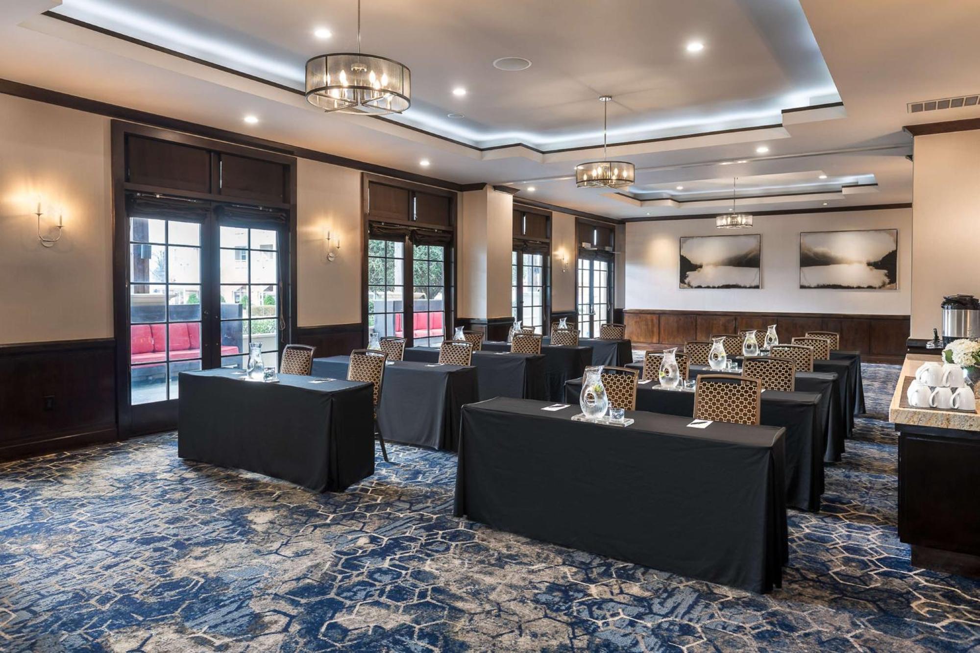Juniper Hotel Cupertino, Curio Collection By Hilton Exteriér fotografie