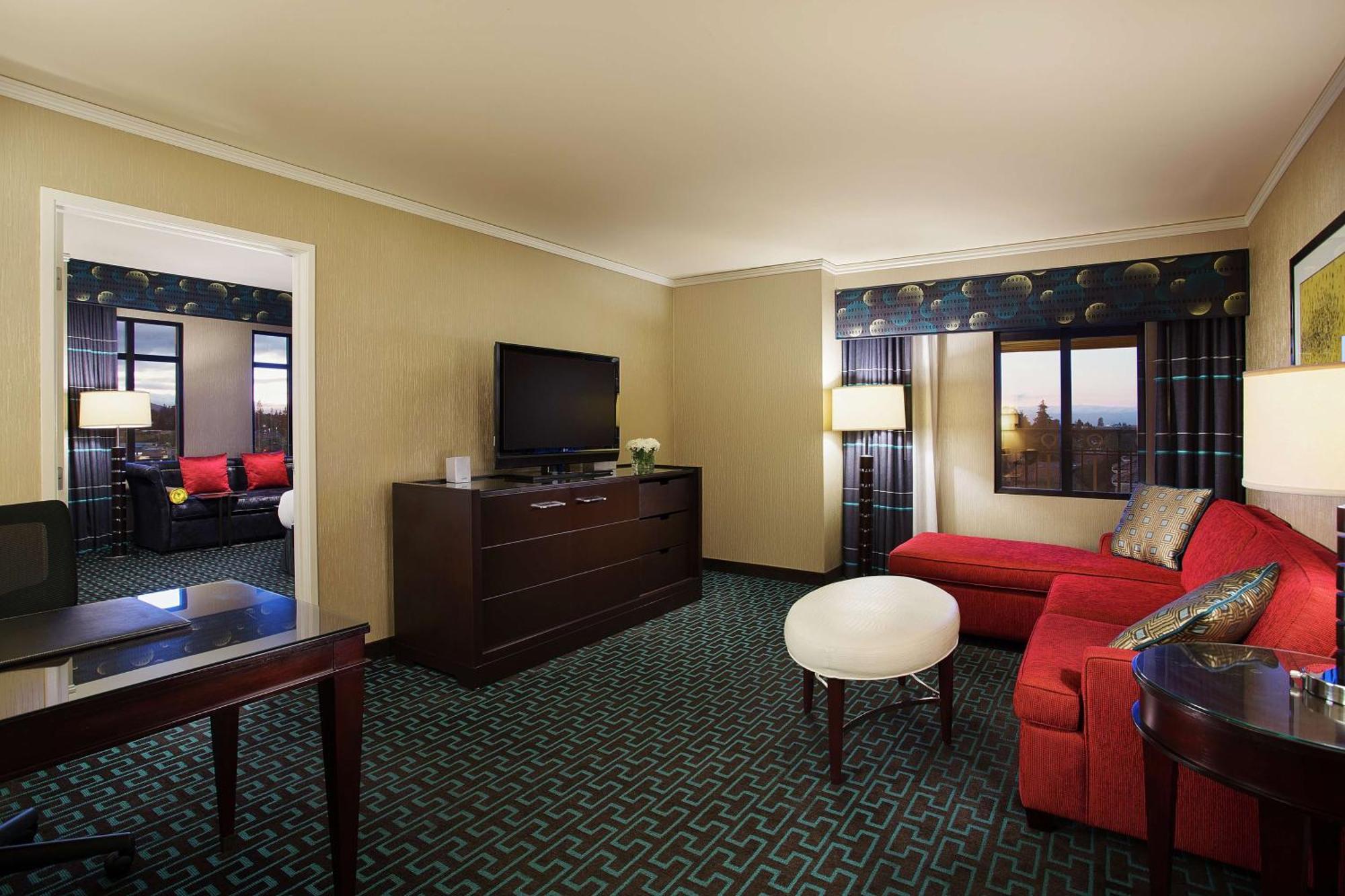 Juniper Hotel Cupertino, Curio Collection By Hilton Exteriér fotografie